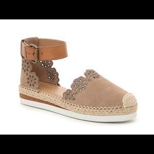 NWT crown Vintage Mahalo Espadrille platforms